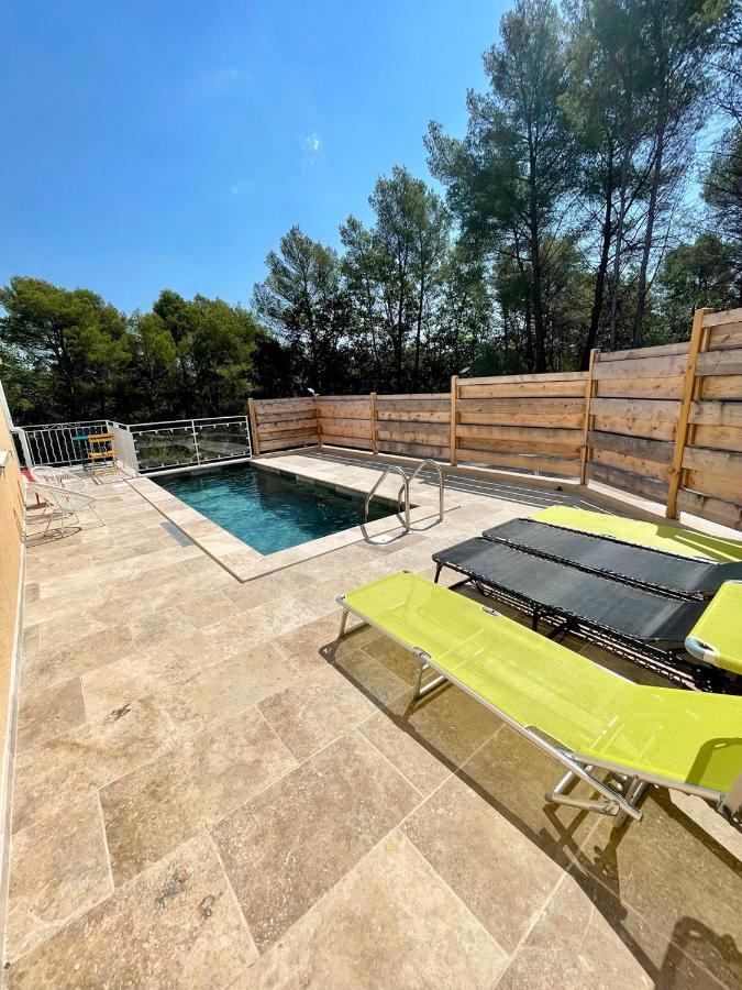 Charmante Maison Climatisee Avec Piscine Draguignan Exterior photo
