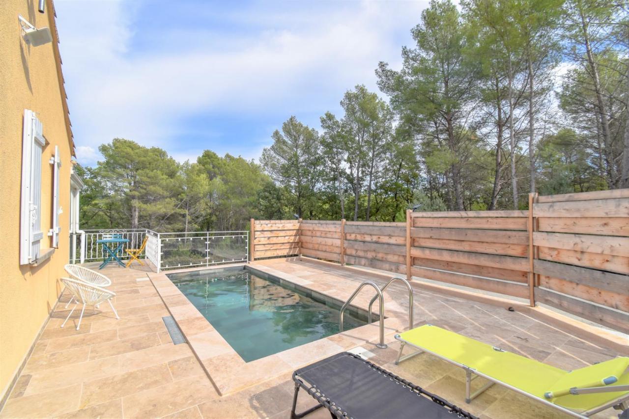 Charmante Maison Climatisee Avec Piscine Draguignan Exterior photo